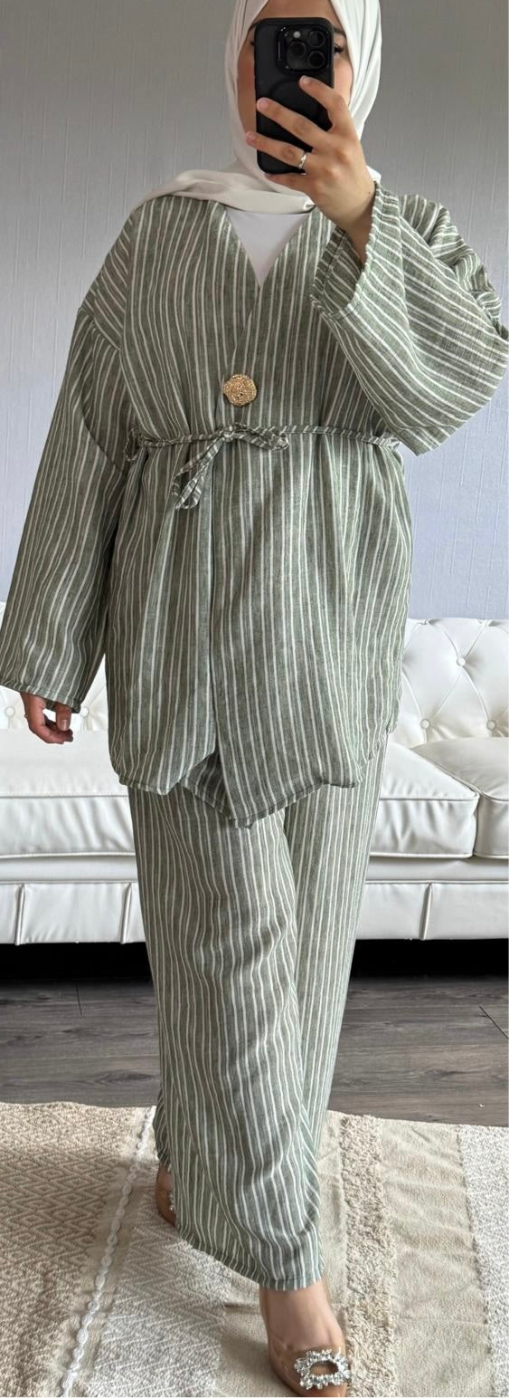 ENSEMBLE RAYÉ VERT